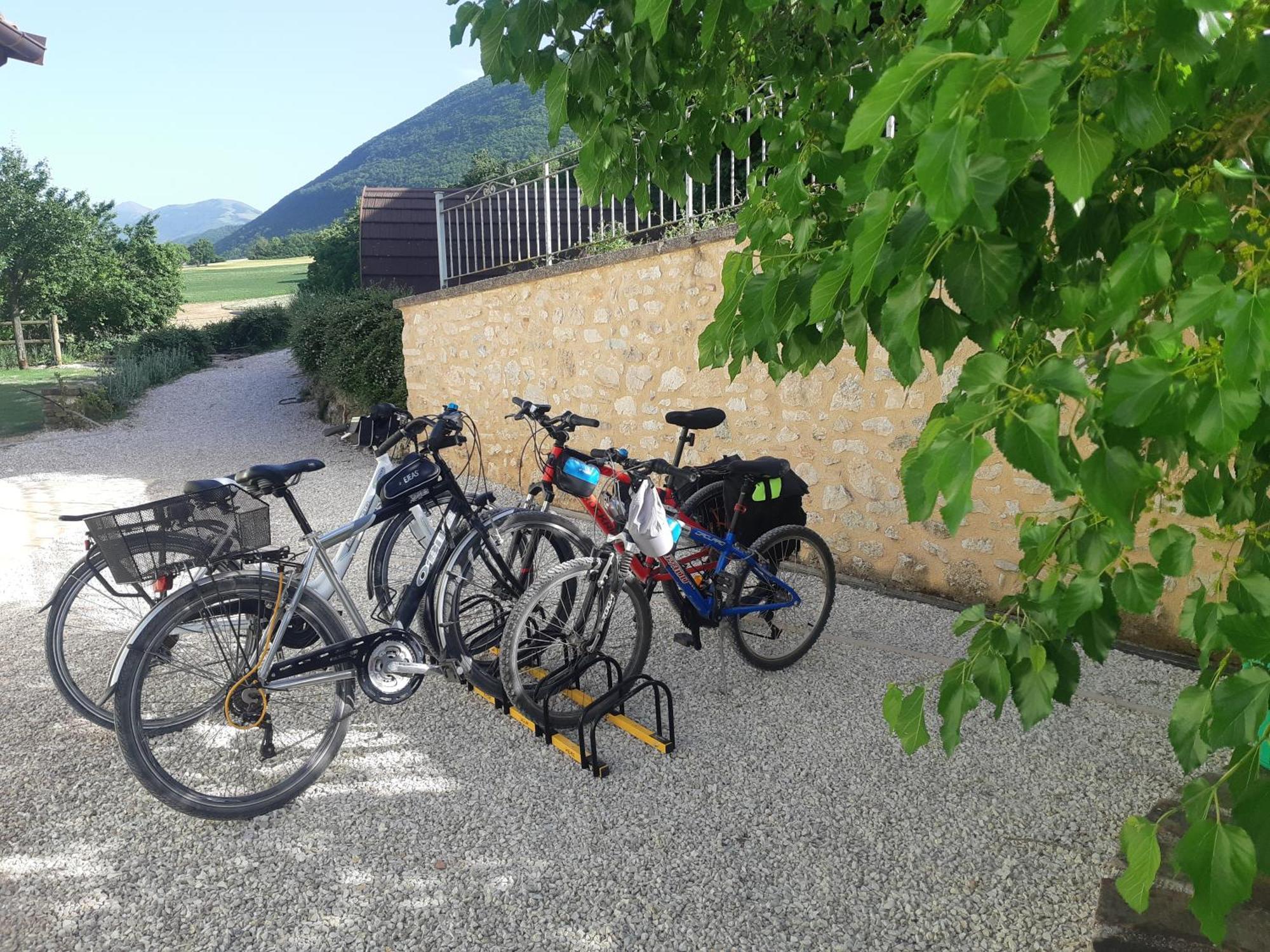 Villa Agriturismo La Cascina Di Opaco à Norcia Extérieur photo